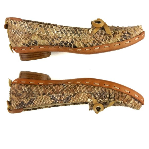 Stuart Weitzman Snake Mocs Flats - Picture 2 of 10